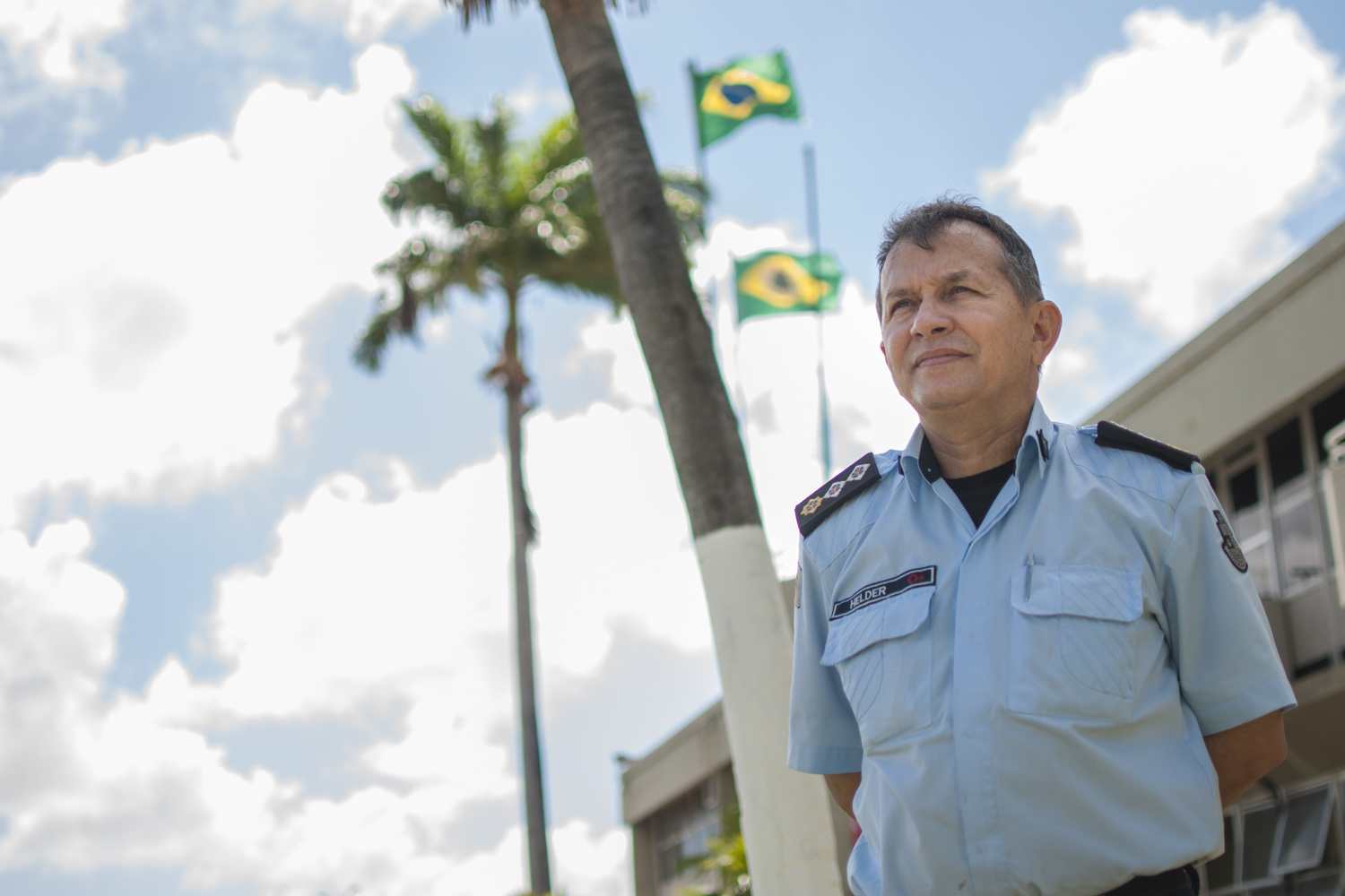 A Polícia Militar É Também Exemplo De Servir A Patria