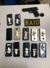 Dois homens são presos após roubarem celulares de loja em Maracanaú