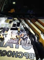 Ação conjunta da PMCE com PCCE apreende seis armas, drogas e prende outras seis pessoas em Croatá-CE