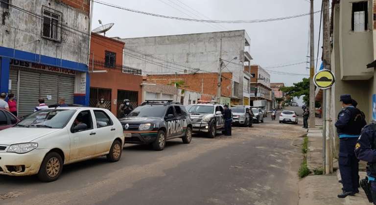 Operação em São Benedito resulta nas autuações de doze pessoas por descumprimento de decreto estadual