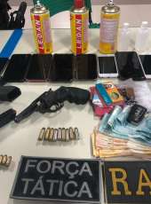 PMCE encerra festa em motel com menores de idade no bairro Jacarecanga