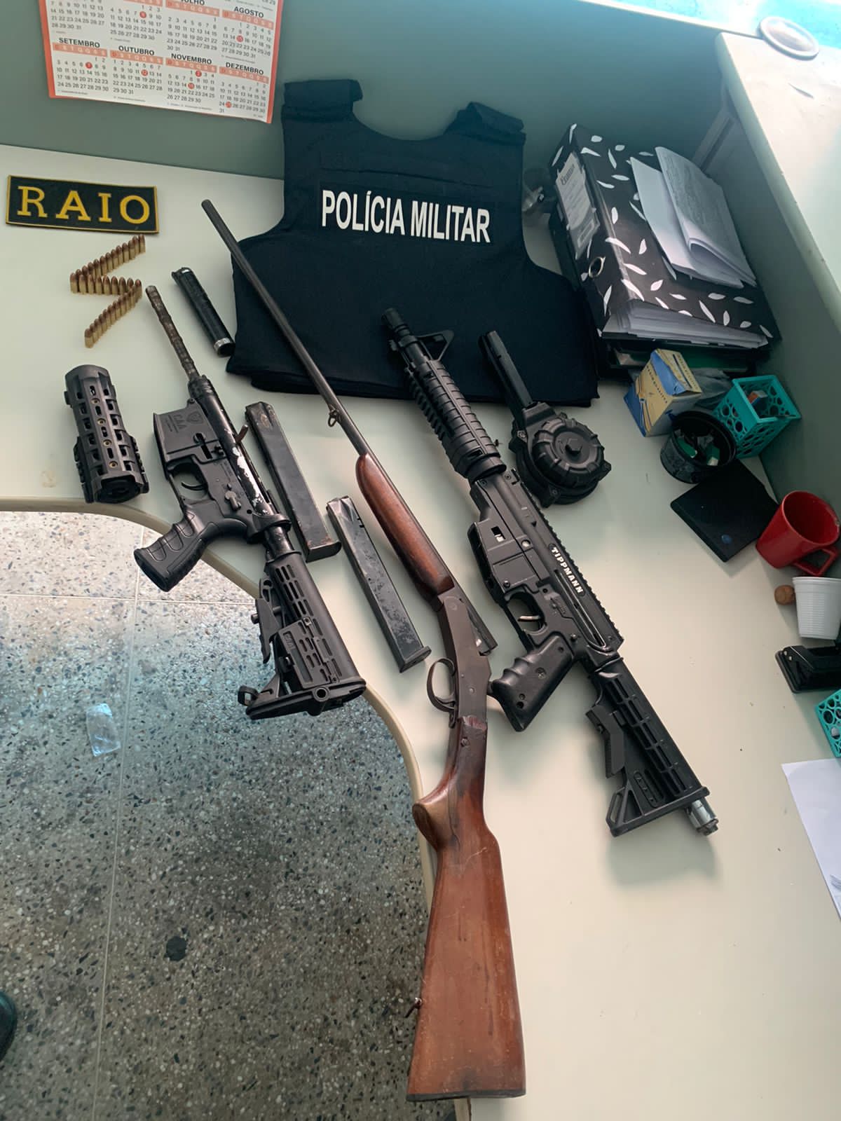 CPRAIO da PMCE apreende três armas longas em Camocim após roubos em Granja  - Polícia Militar