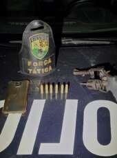 PMCE apreende arma de fogo e prende suspeito na Tabuba, em Caucaia