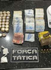 PMCE apreende drogas, mais de mil reais e materiais utilizados no tráfico no bairro Monte Castelo