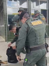 1ª Cia/ 27º BPM cumpre mandado por homicídio e prende homem de 41 anos em abordagem a ônibus na região de Tianguá