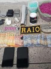 CPRaio prende suspeito e apreende entorpecentes, balanças e dinheiro em Martinópole