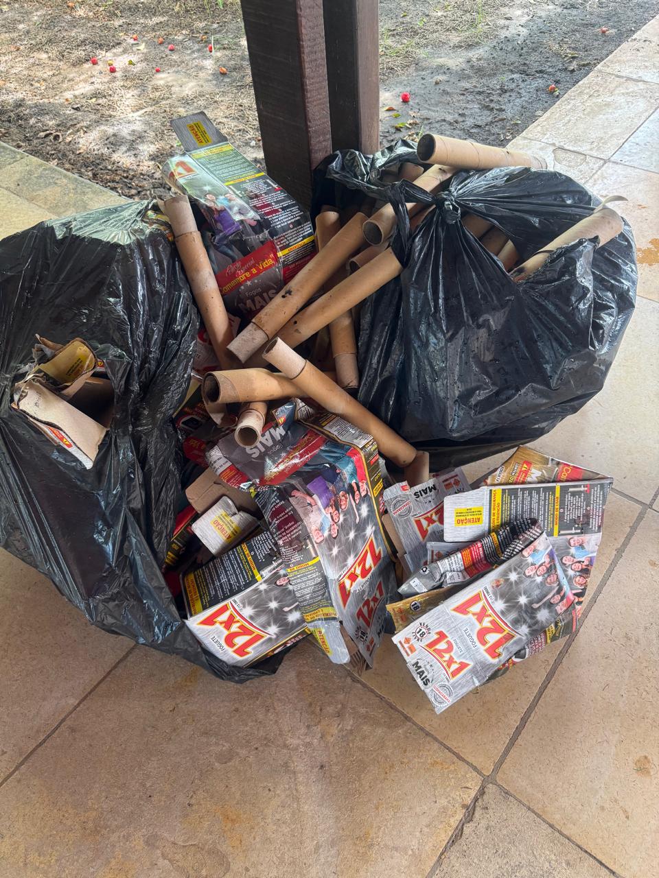 PMCE captura cinco indivíduos e apreende motocicleta e fogos de artifício em ocorrências no Pecém