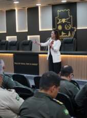 PMCE realiza palestra sobre integridade nas contratações públicas