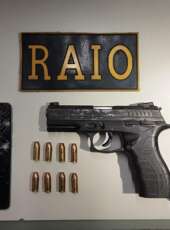 PMCE prende homem com pistola calibre .40 no bairro Dom José, em Sobral