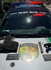 PMCE captura dois suspeitos e apreende arma, munições, colete balístico e veículo em Aquiraz