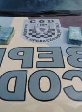 PMCE prende motorista e apreende mais de 3 kg de crack em Juazeiro do Norte