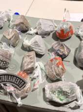 PMCE apreende mais de meio quilo de maconha durante diligências em Caucaia