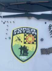 3ª Cia/ 7º BPM apreende arma artesanal e munições em Pires Ferreira após denúncia de tráfico de drogas