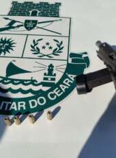 11º BPM da PMCE apreende arma de fogo e conduz suspeito após disparos em via pública em Itapajé