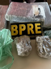 BPRE da PMCE prende suspeito e apreende mais de 5 kg de drogas durante abordagem a ônibus em Campos Sales